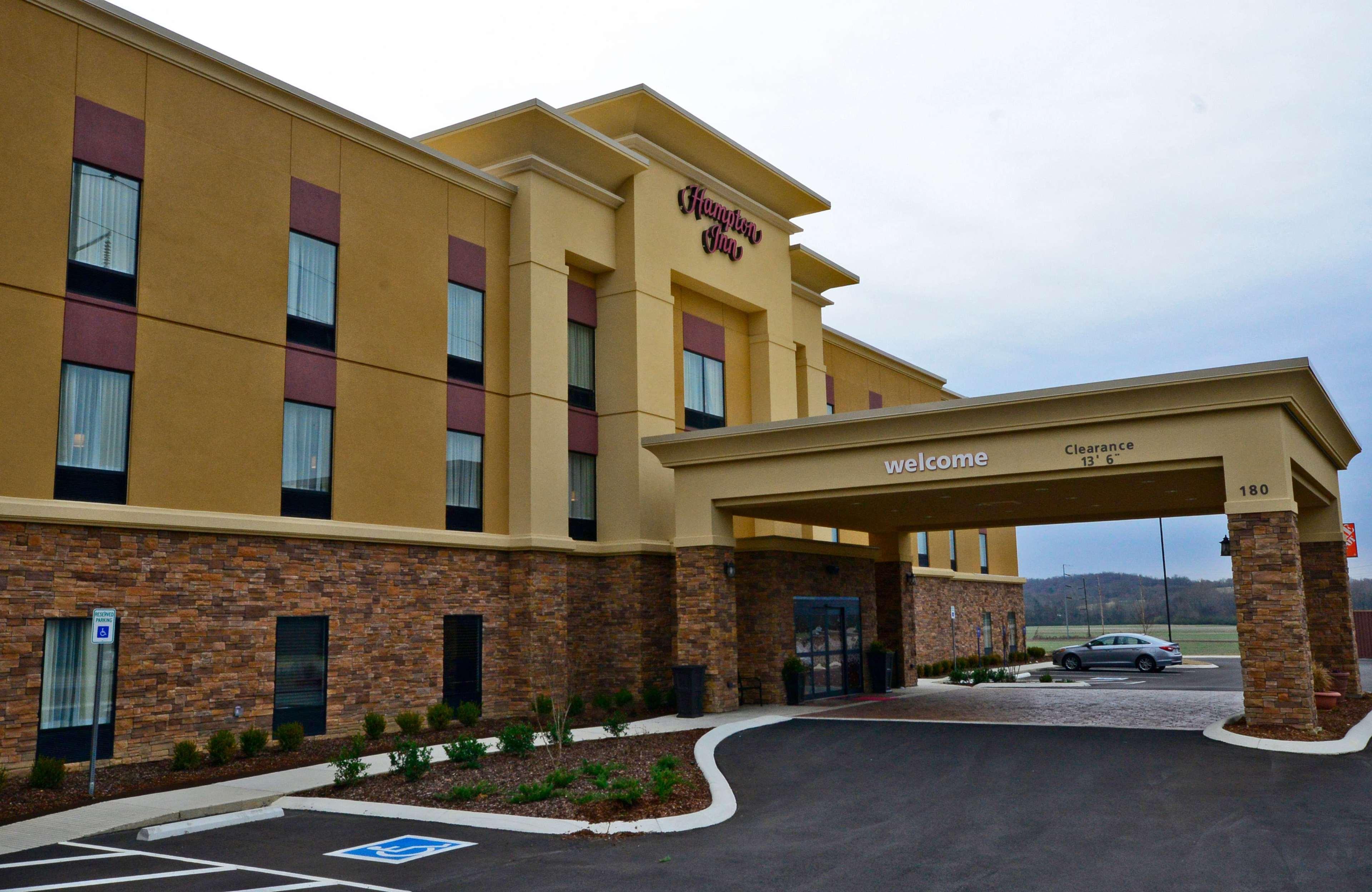 Hampton Inn Pulaski, Tn Exterior photo